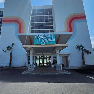 Golden Sands Oceanfront Hotel